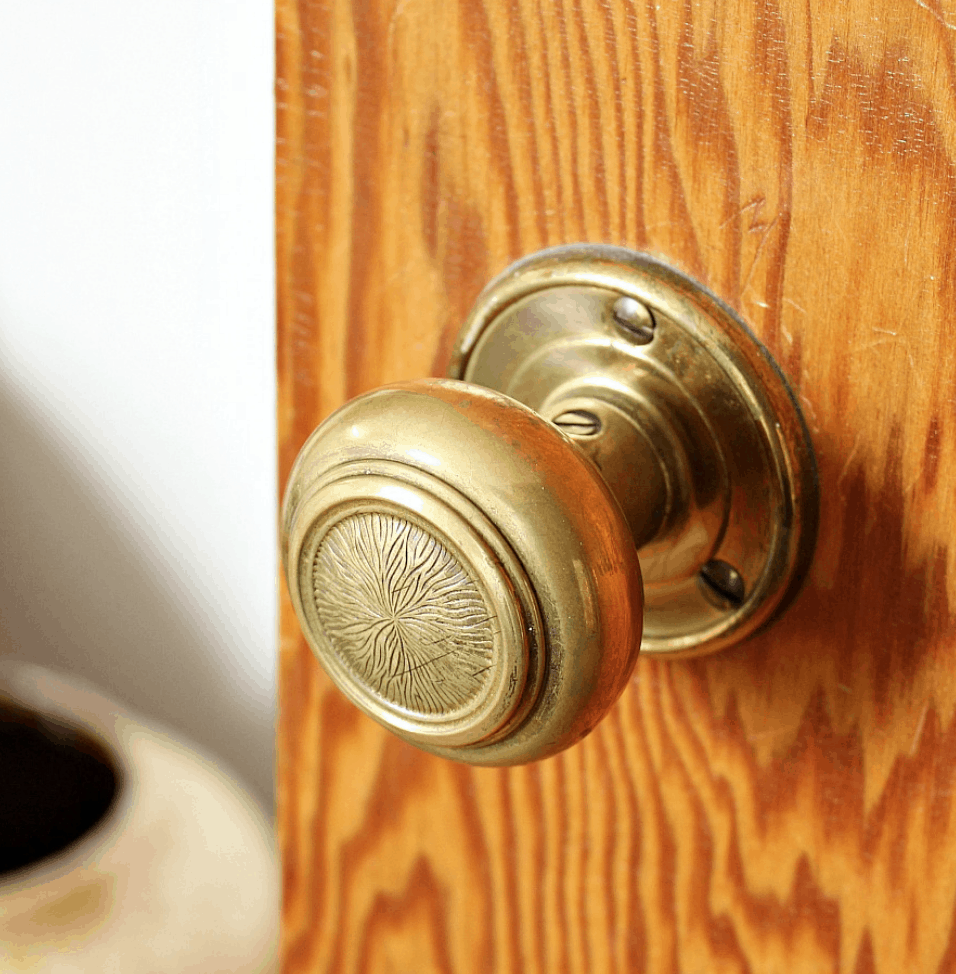 How to clean sales brass door handles
